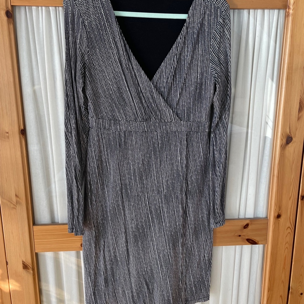Athleta Black and White Faux Wrap Dress with Long Sleeves